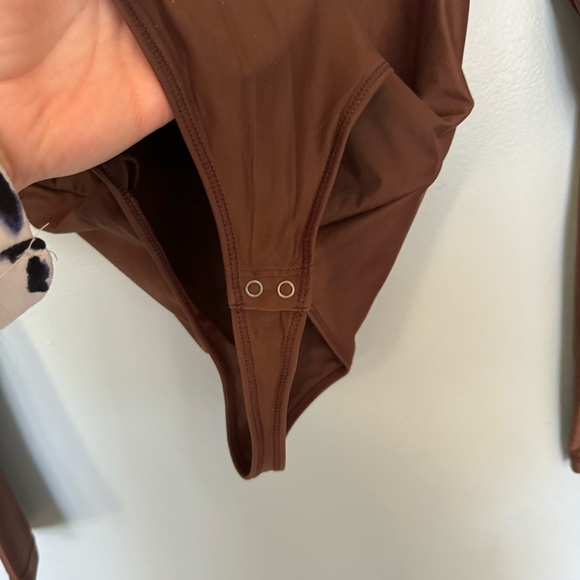 NWT Abercrombie & Fitch Brown Bodysuit - Small - Picture 7 of 9